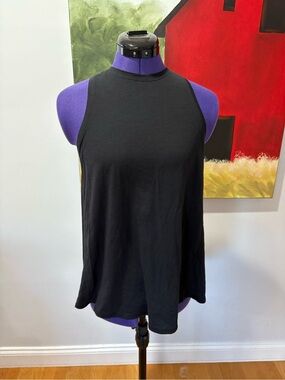 Lululemon Women’s Black Sleeveless High-Neck Open Back Tank Top